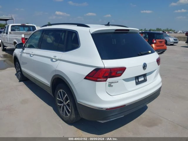 VW Tiguan SE* R-LINE BLACK* дистроник* keyless* Навигация*  - изображение 4