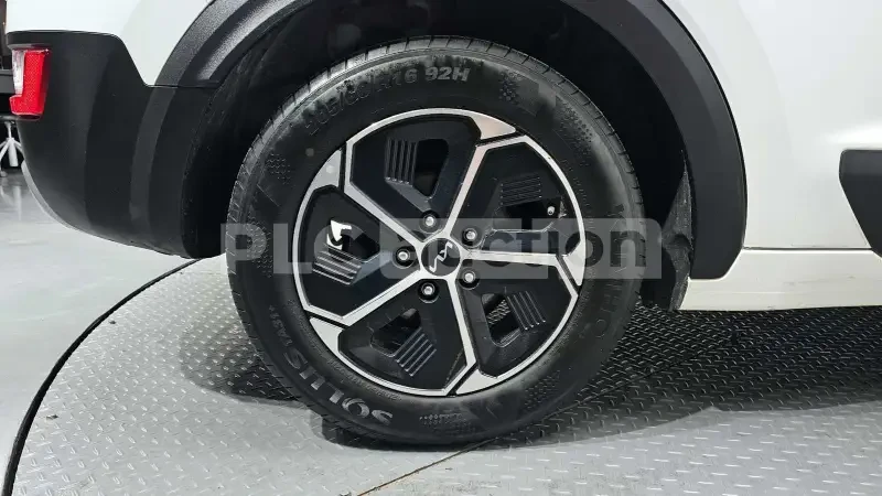 Kia Niro 1.6 ХИБРИД| КАМЕРА| ПОДГРЕВ| ВКЛЮЧЕН ТЕХНОТЕСТ, снимка 6 - Автомобили и джипове - 54375331