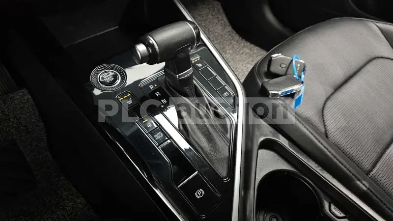 Kia Niro 1.6 ХИБРИД| КАМЕРА| ПОДГРЕВ| ВКЛЮЧЕН ТЕХНОТЕСТ, снимка 4 - Автомобили и джипове - 54375331