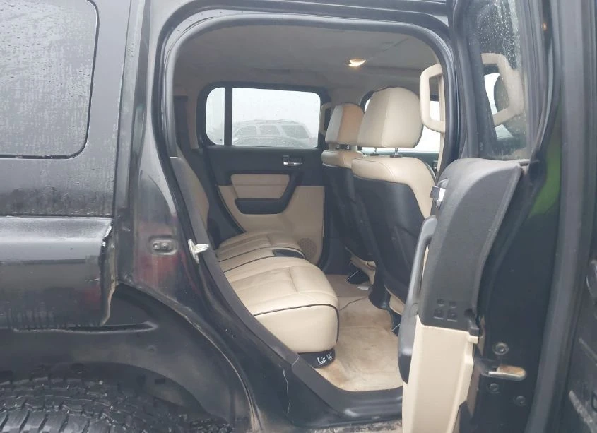 Hummer H3  - изображение 8