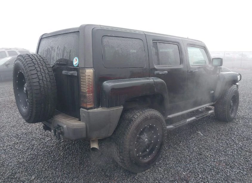 Hummer H3  - изображение 4