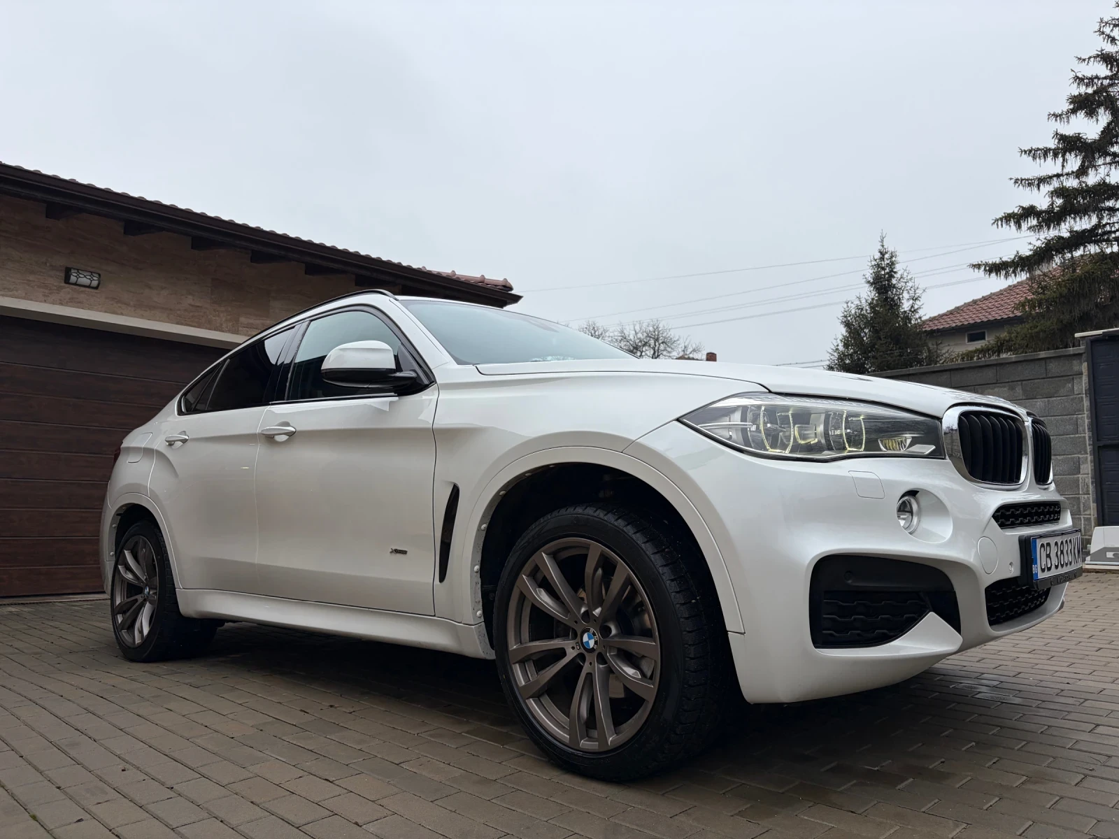 BMW X6 М pack Rear Entertaiment - изображение 6