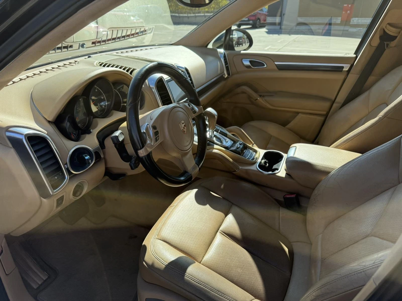 Porsche Cayenne, снимка 10 - Автомобили и джипове - 54311318