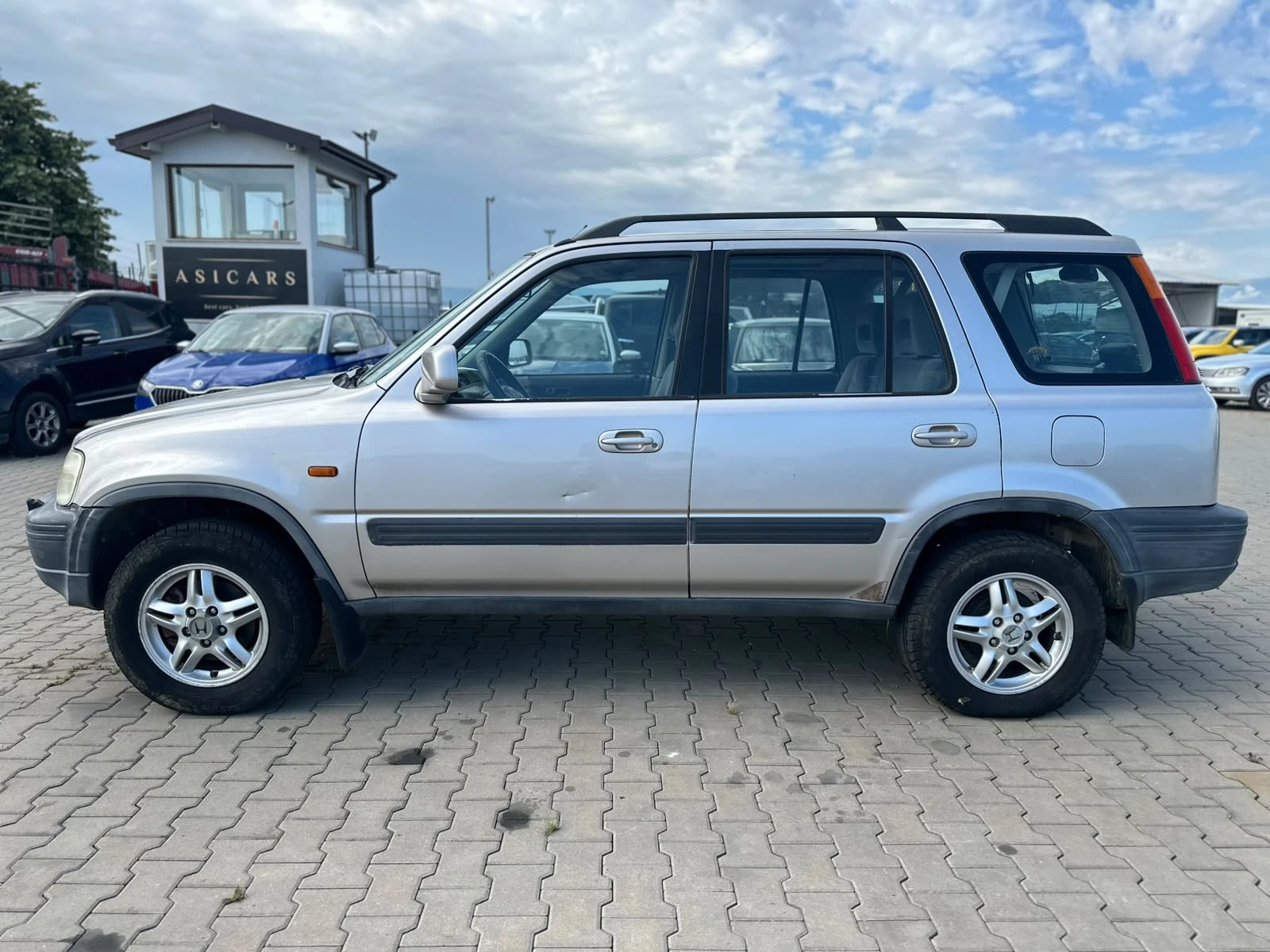 Honda Cr-v / 2.0 I / GAS / 128 HP / , снимка 2 - Автомобили и джипове - 54943969