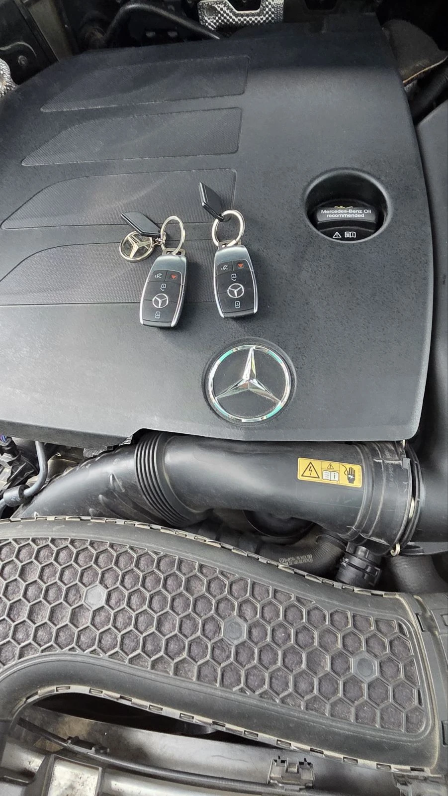 Mercedes-Benz GLC 300 9G, 4-MATIC, AMG LINE, DISTRONIC, 360 CAMERA VIEW, снимка 16 - Автомобили и джипове - 55245744