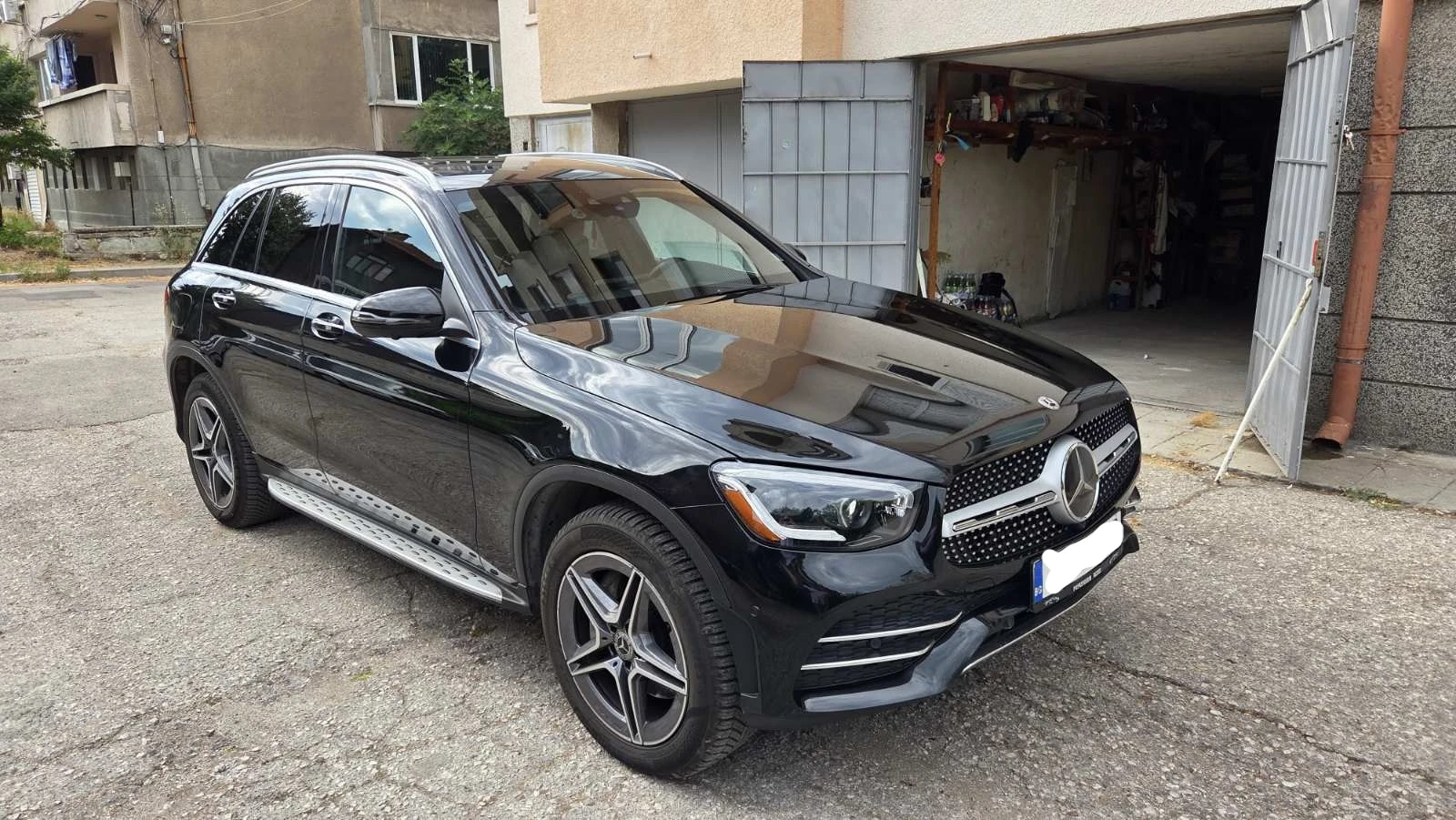Mercedes-Benz GLC 300 9G, 4-MATIC, AMG LINE, DISTRONIC, 360 CAMERA VIEW, снимка 2 - Автомобили и джипове - 55157518
