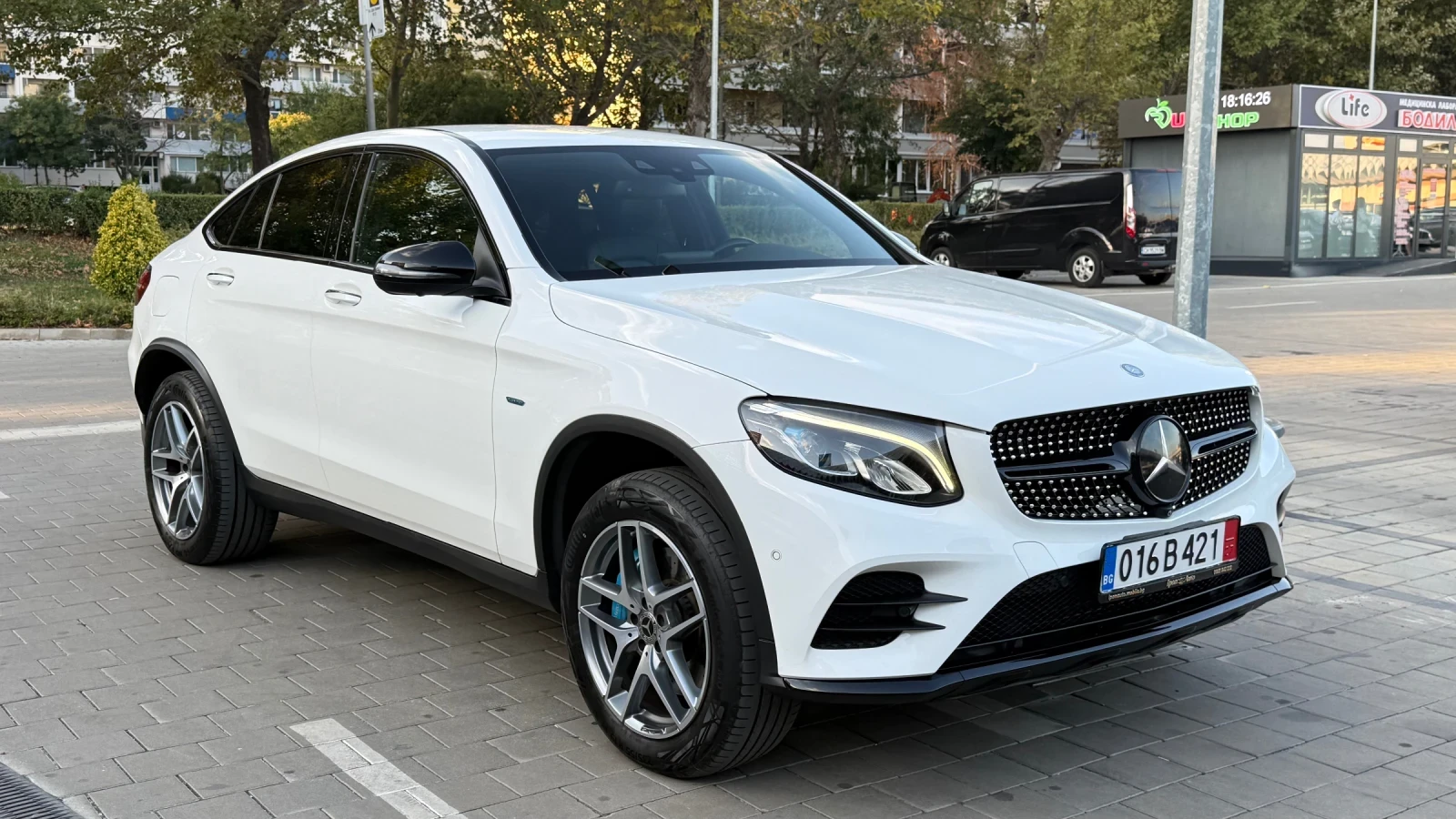 Mercedes-Benz GLC 350 PlugInHybrid* DISTR* lineAss* 360CAM* М.ТОЧКА* FUL