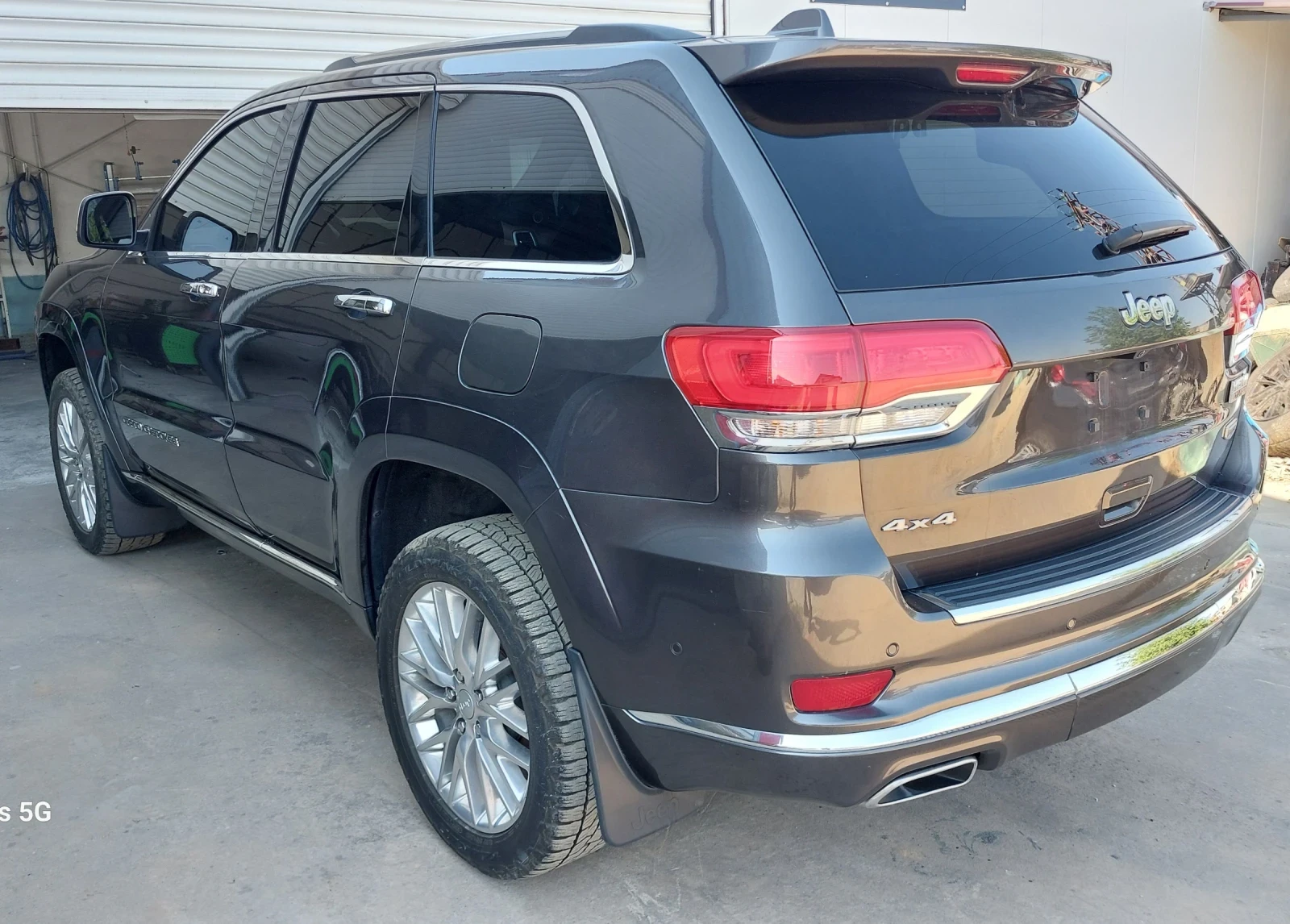 Jeep Grand cherokee Summit 5.7, снимка 8 - Автомобили и джипове - 55816319
