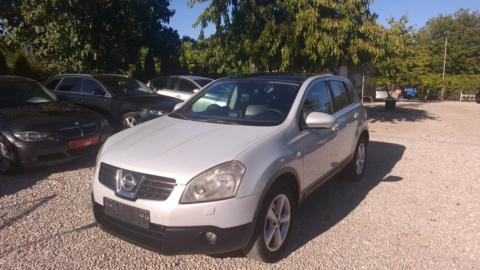 Nissan Qashqai 2.0b/150КС/4X4/Нави /Кожа, снимка 3 - Автомобили и джипове - 55962143