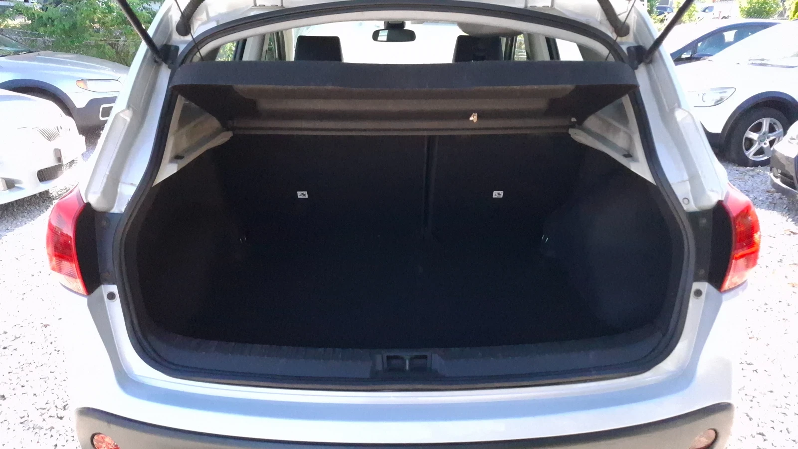Nissan Qashqai 2.0b/150КС/4X4/Нави /Кожа, снимка 12 - Автомобили и джипове - 55962143