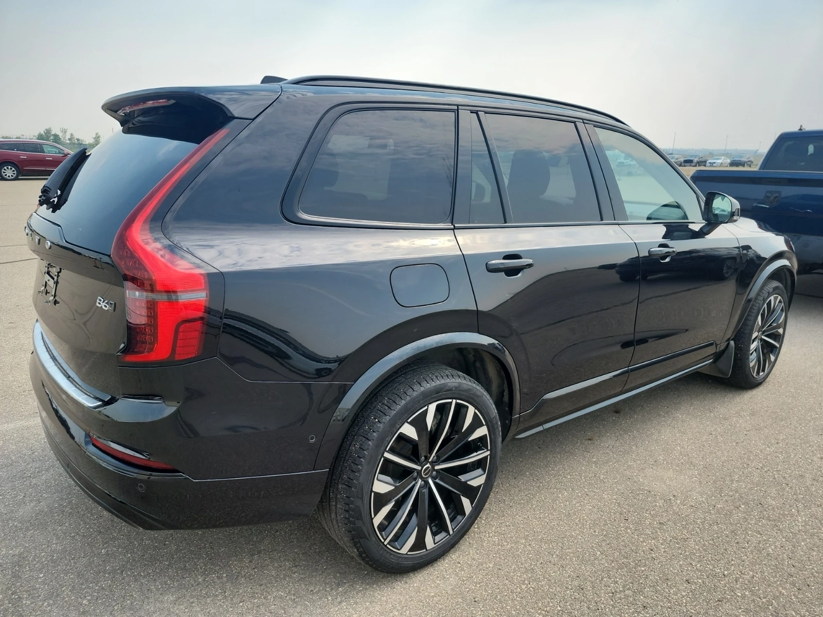 Volvo Xc90 PLUS DARK THEME* PANO* , снимка 16 - Автомобили и джипове - 56507792