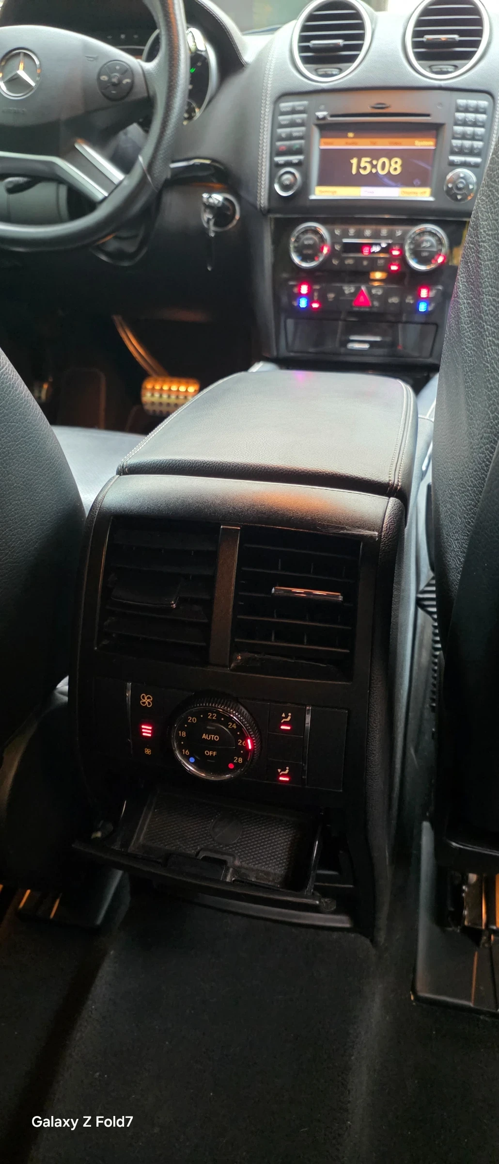 Mercedes-Benz ML 350 3.2 CDI, снимка 9 - Автомобили и джипове - 56725277