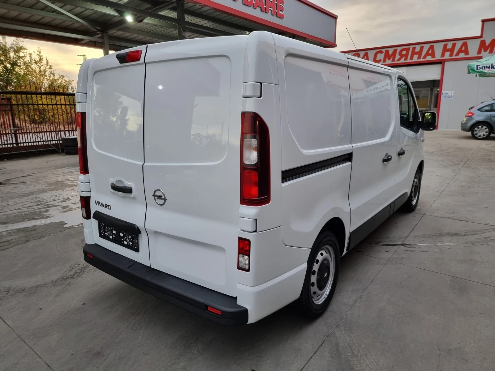 Opel Vivaro ЕВРО 5 - изображение 6