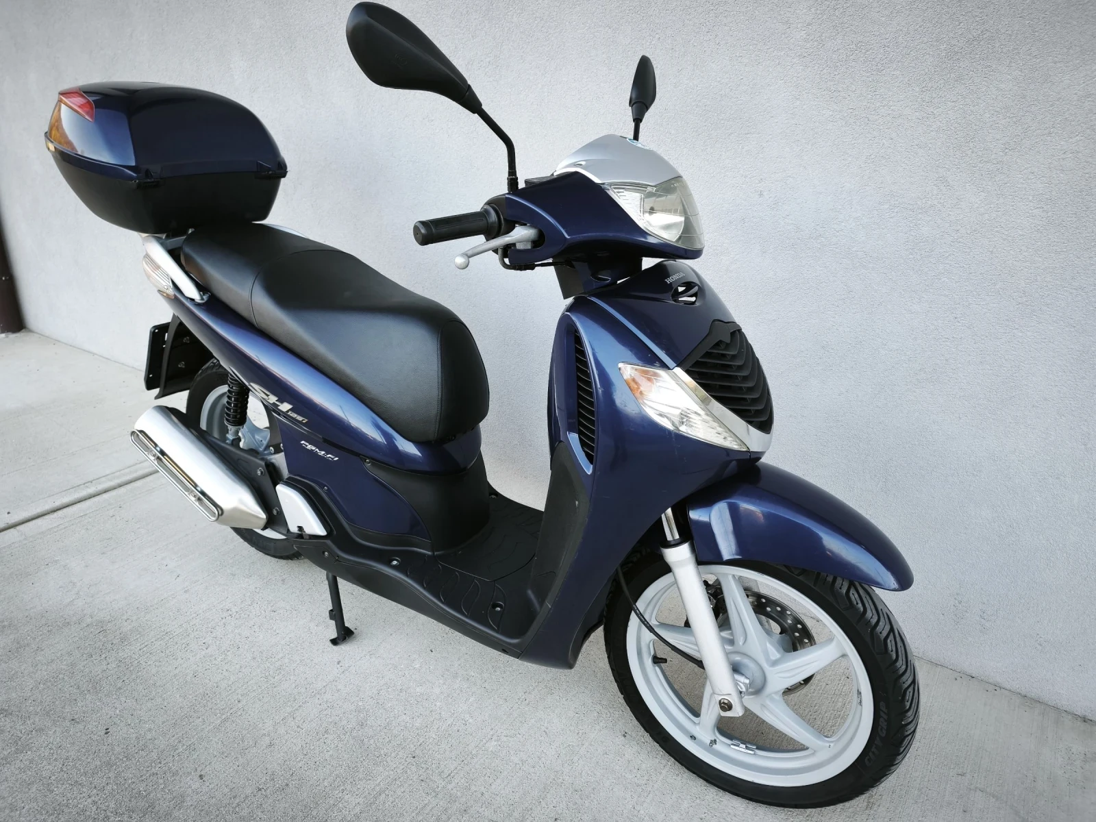 Honda Sh 125i , 2006 година, ЛИЗИНГ , снимка 2 - Мотоциклети и мототехника - 52278729