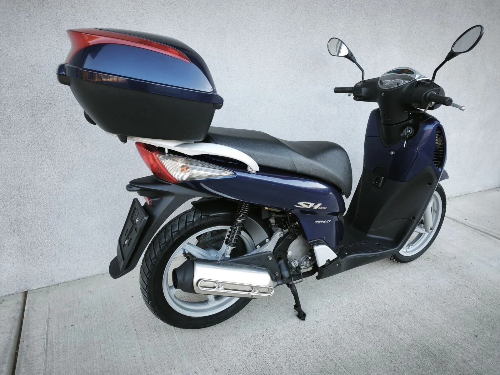 Honda Sh 125i , 2006 година, ЛИЗИНГ , снимка 3 - Мотоциклети и мототехника - 52278729