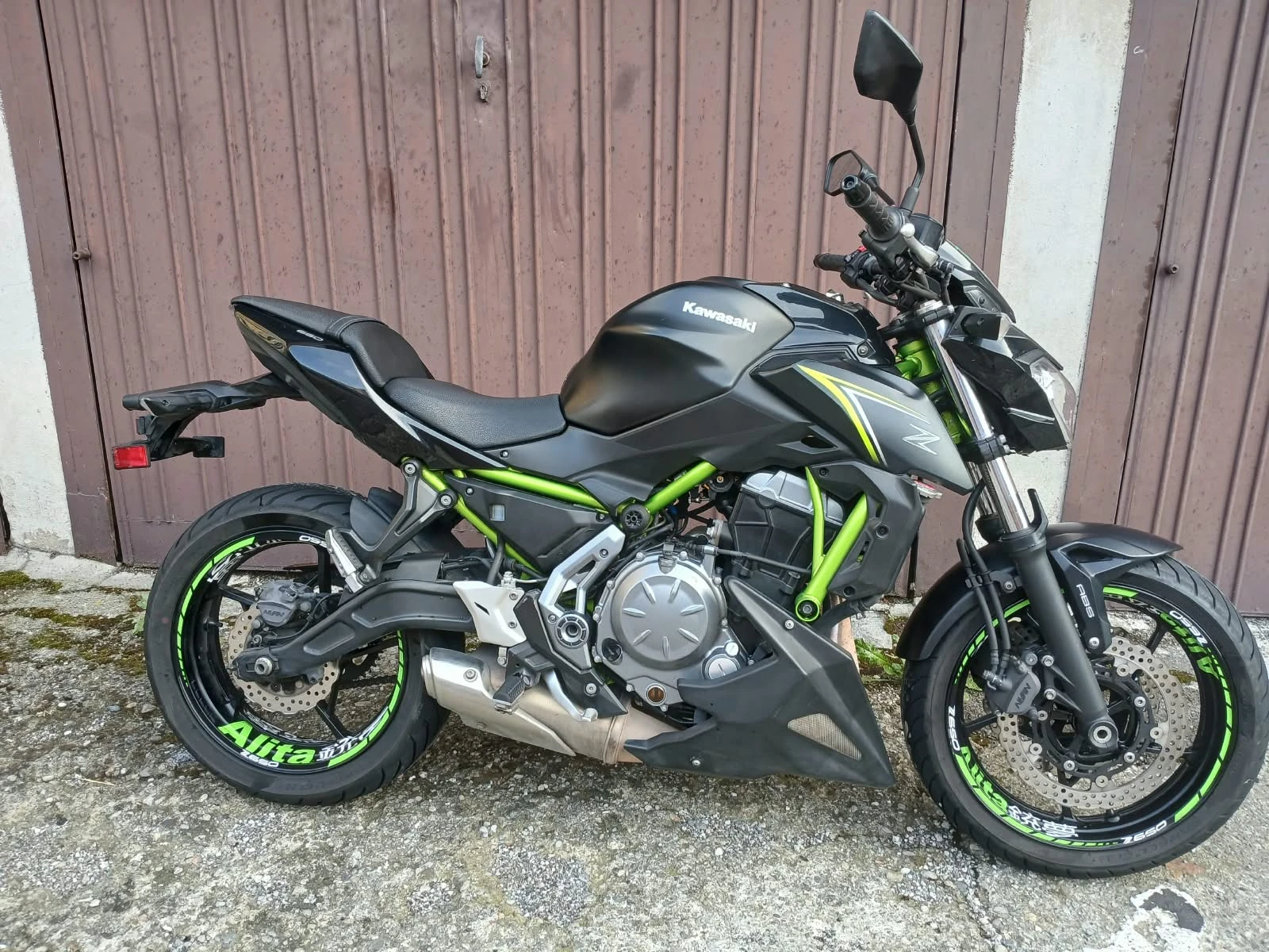 Kawasaki Z 650 ABS, снимка 2 - Мотоциклети и мототехника - 56120413