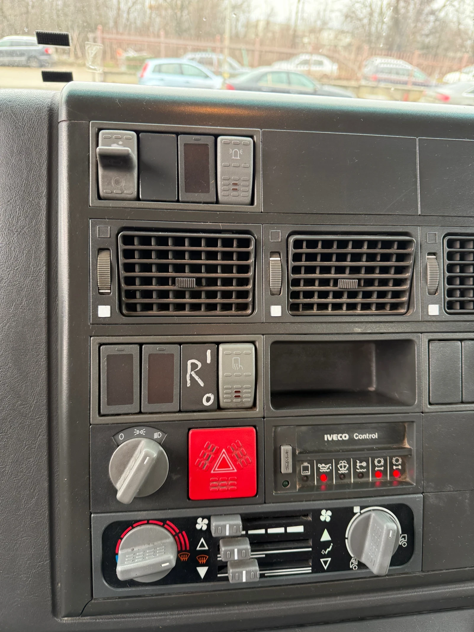 Автовишка Iveco Trakker Кран Palffinger PK56002 Performance , снимка 14 - Индустриална техника - 54607523