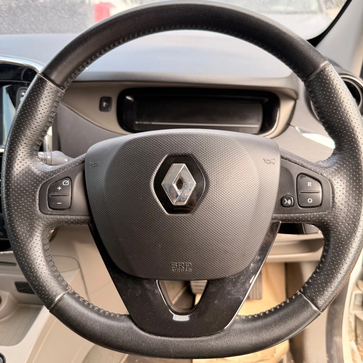 ����� ����� �� Renault Zoe 1687-1687 | Mobile.bg � ����������� 1