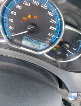 Toyota Yaris 1.5 Hibrid Automatic , снимка 7