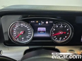 Mercedes-Benz E 200, снимка 6