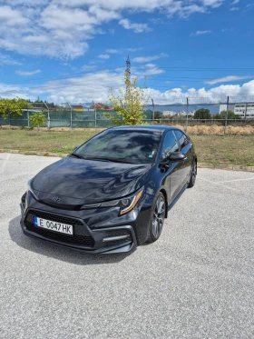 Toyota Corolla SE 2.0 CVT, снимка 1