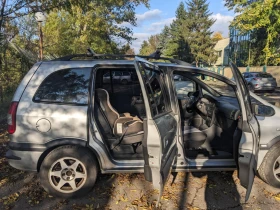 Opel Zafira с АГУ, снимка 10