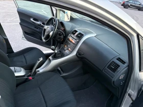 Toyota Auris 2.0 D4D 126кс 6 скорости Климатроник - 4600 лв. / 2351.94 € - 52292566 10