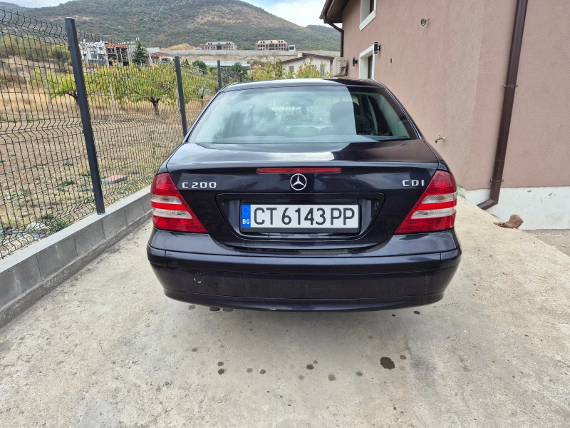 Mercedes-Benz C 200 CDI, снимка 4 - Автомобили и джипове - 47516226