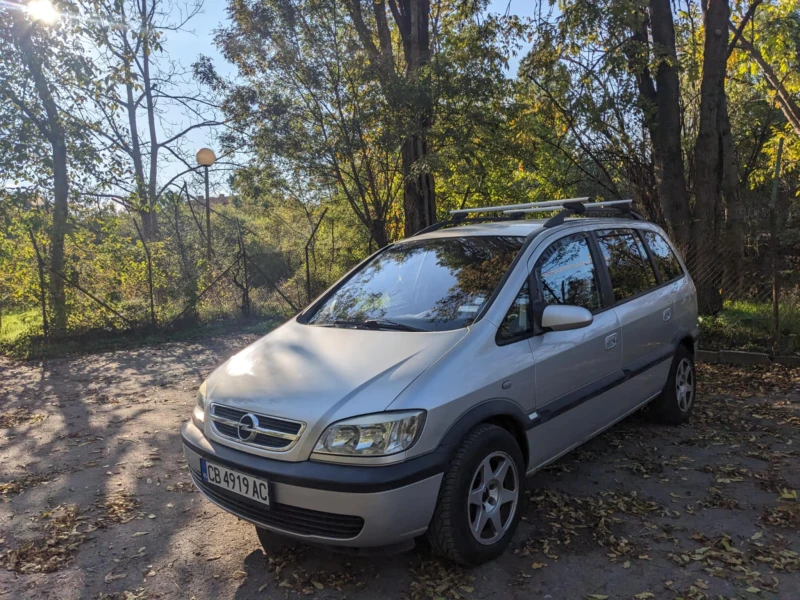 Opel Zafira 2.2 бензин/газ, снимка 1 - Автомобили и джипове - 47560350