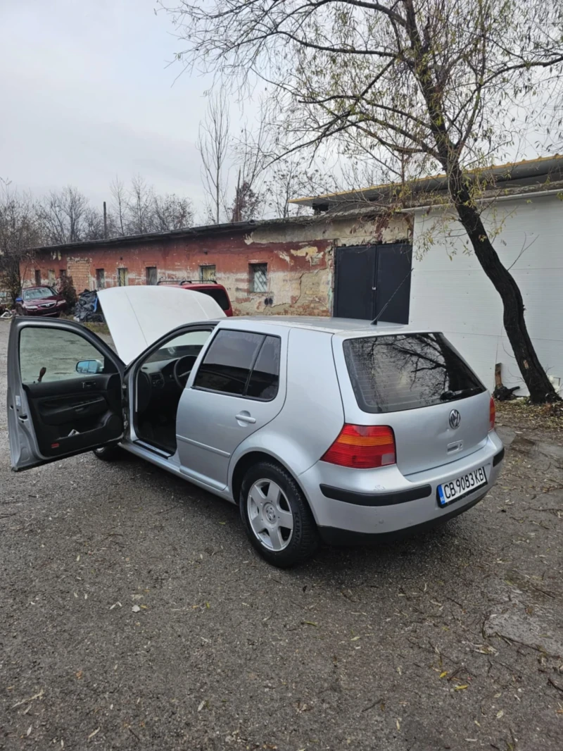 VW Golf, снимка 3 - Автомобили и джипове - 48763115