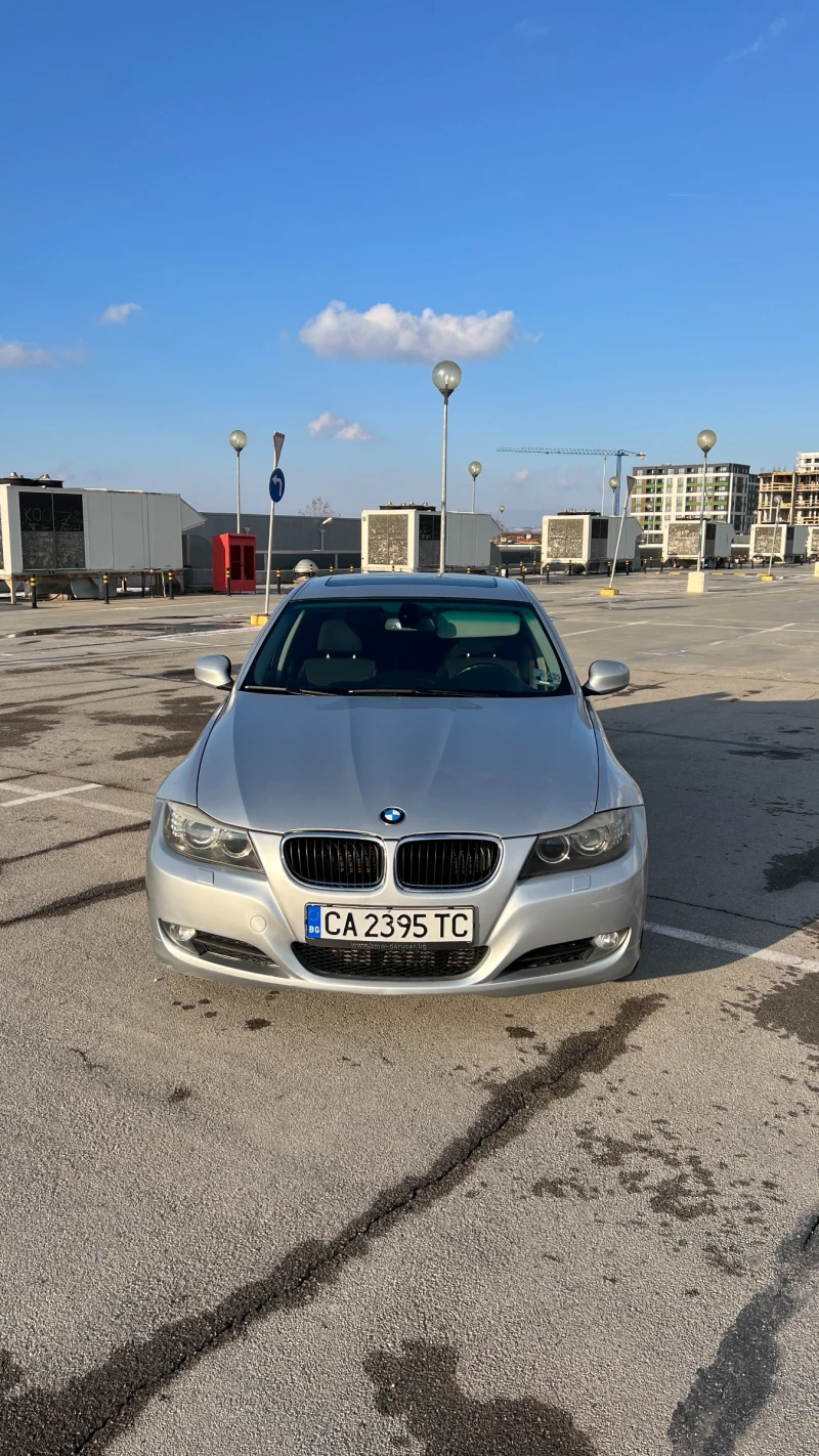 BMW 320 2.0d фейслифт -нави - автомат - клима и подгрев , снимка 17 - Автомобили и джипове - 49331343