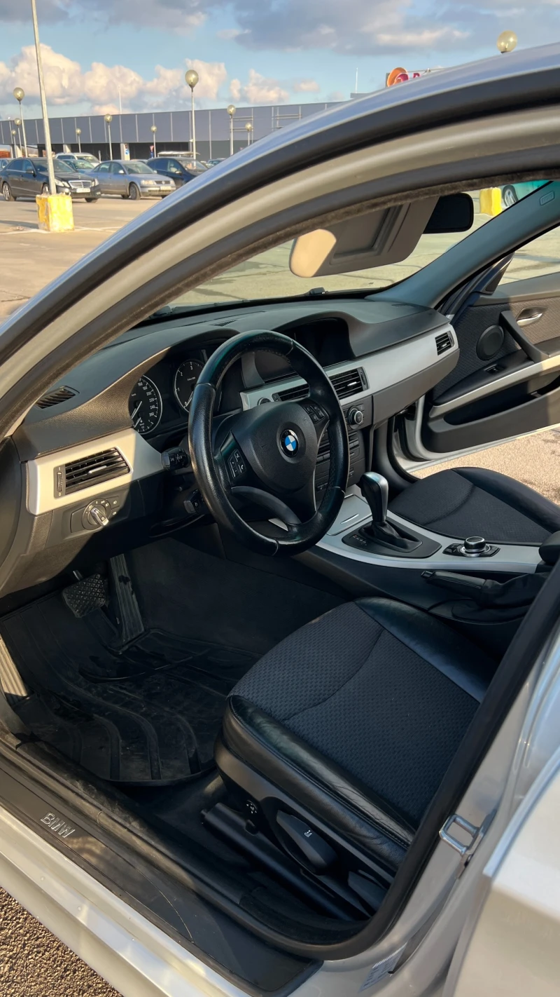 BMW 320 2.0d фейслифт -нави - автомат - клима и подгрев , снимка 13 - Автомобили и джипове - 49331343