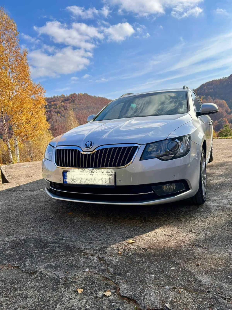 Skoda Superb, снимка 3 - Автомобили и джипове - 52442650