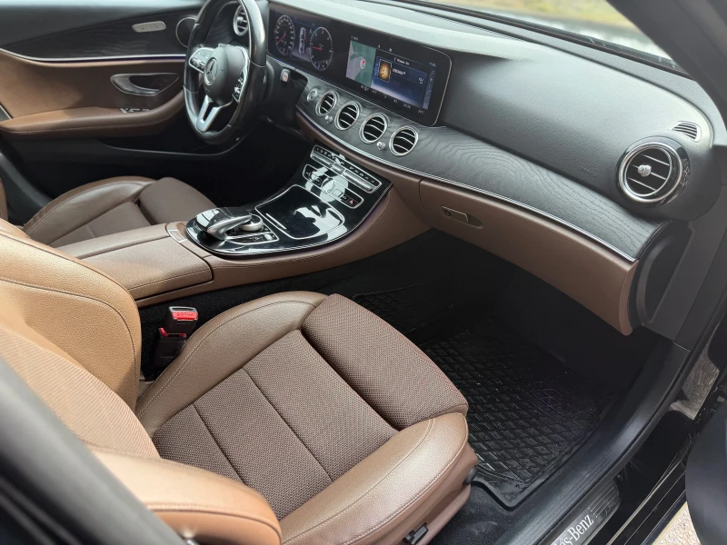 Mercedes-Benz E 200 Е200 АМГ 2020 година внос Германия, снимка 13 - Автомобили и джипове - 53283653