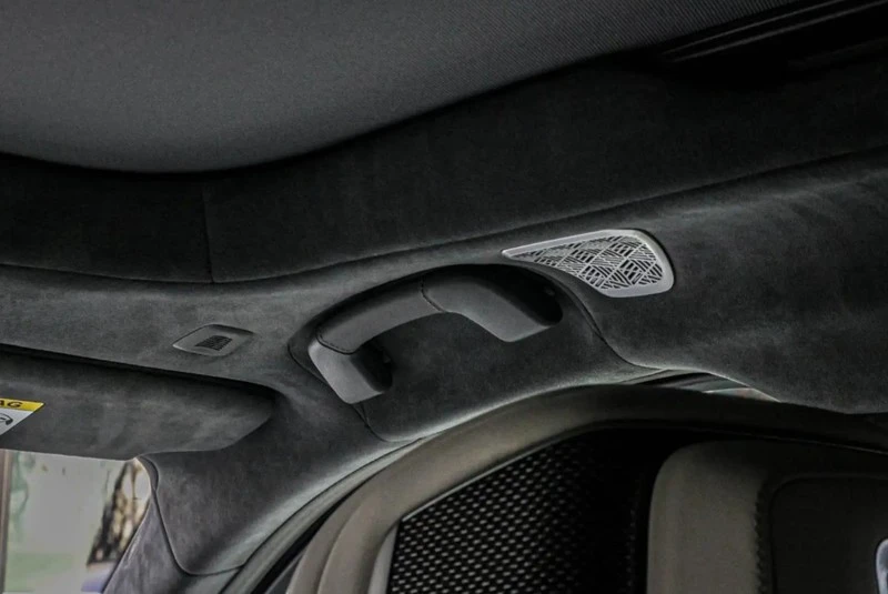 BMW 760 e xDrive M-Sport Theater Screen - изображение 8