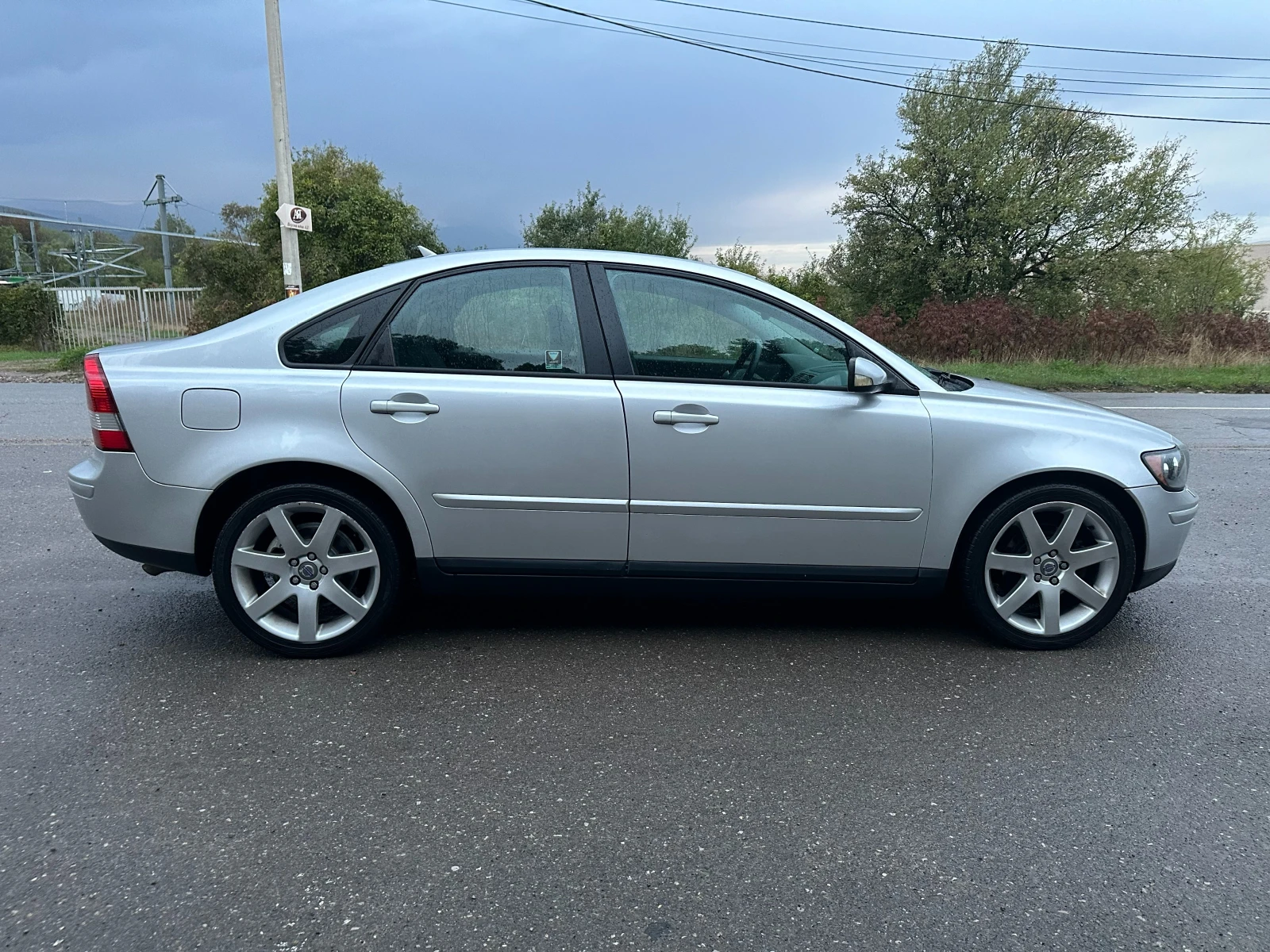 Volvo S40 2.4i 170 - изображение 4