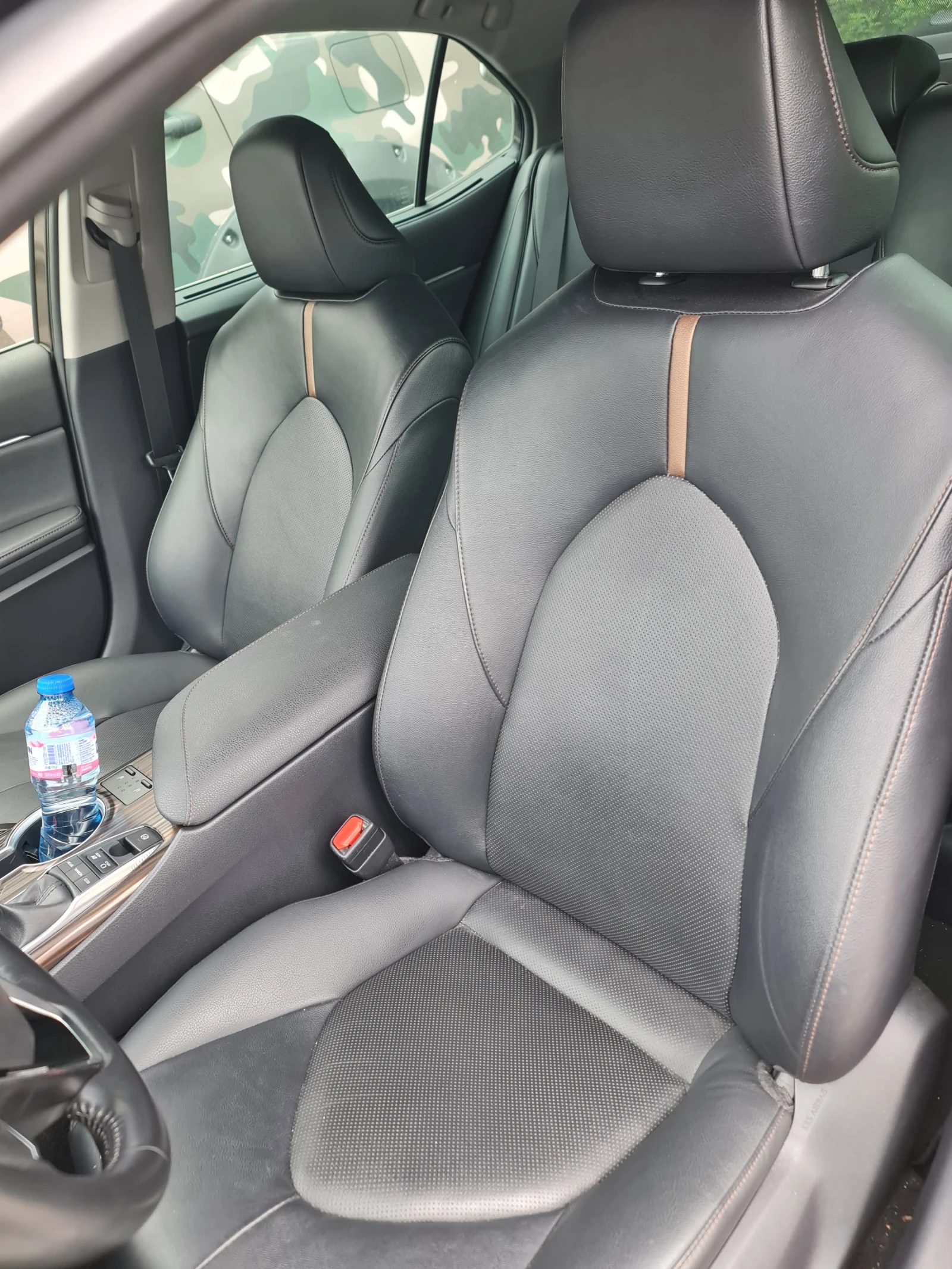 Toyota Camry 2.5P CVT Luxury - изображение 7