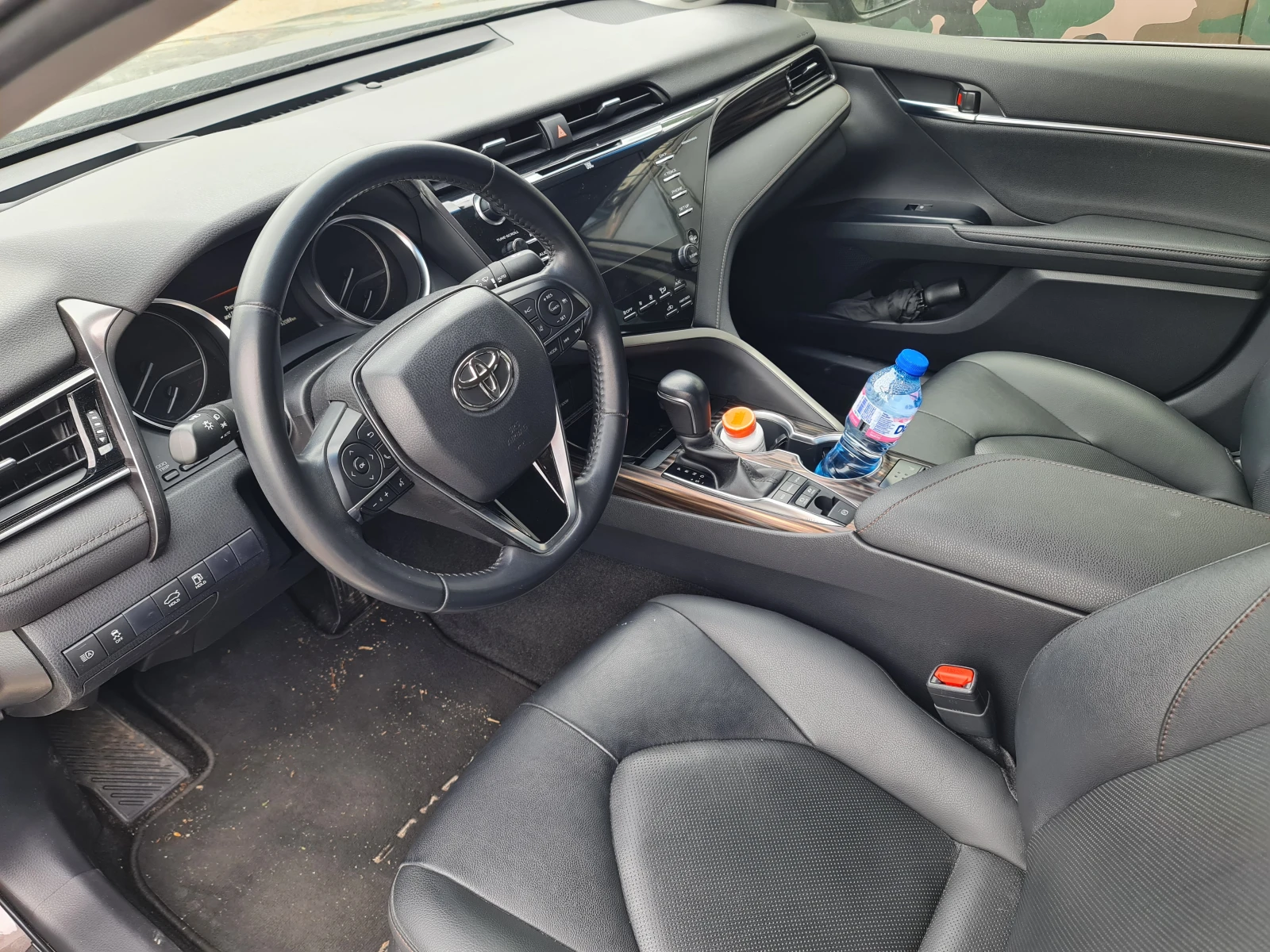 Toyota Camry 2.5P CVT Luxury - изображение 4