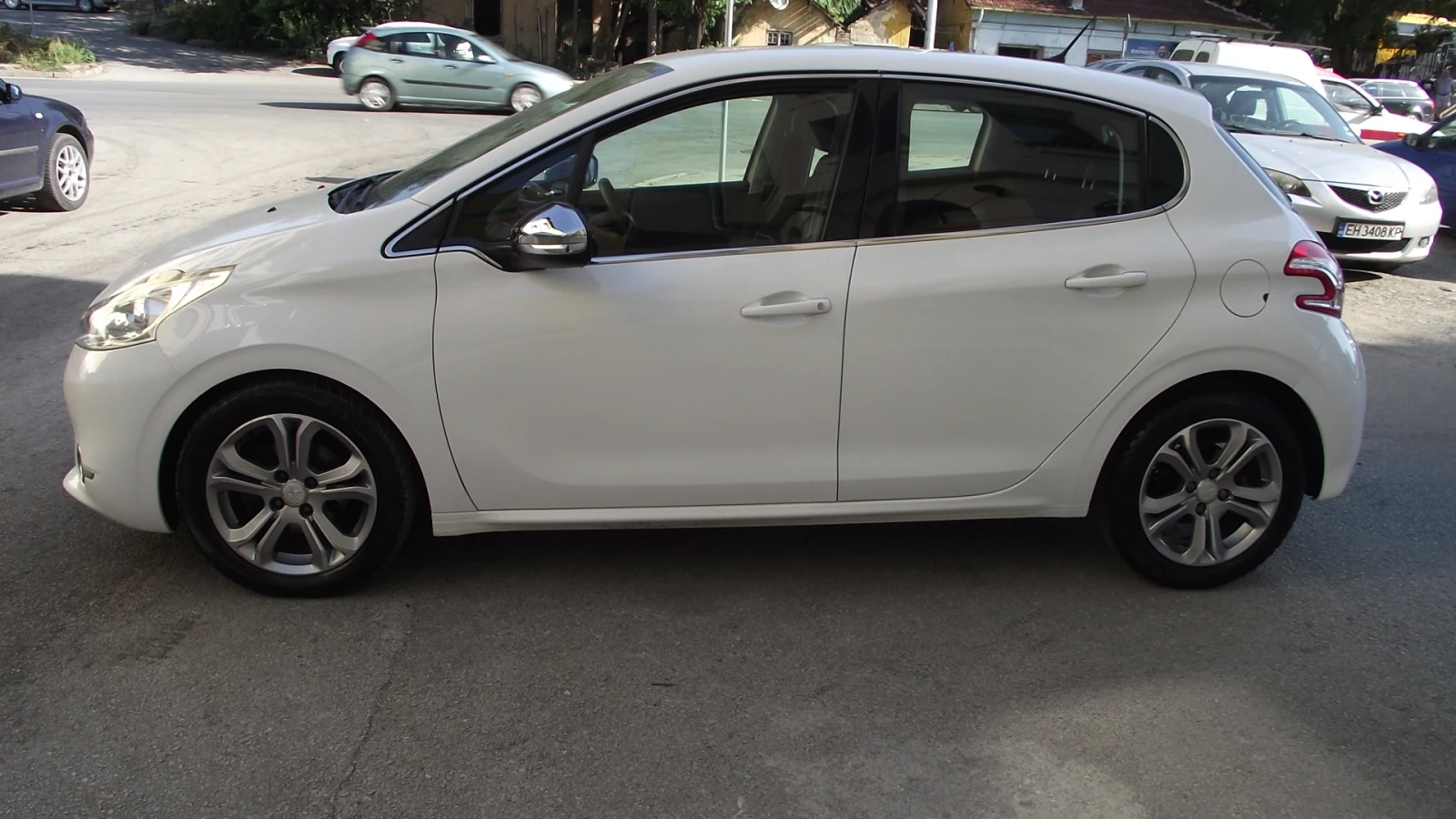 Peugeot 208 1.6.d.92.k.c.4.100 km.НОВА. - изображение 6