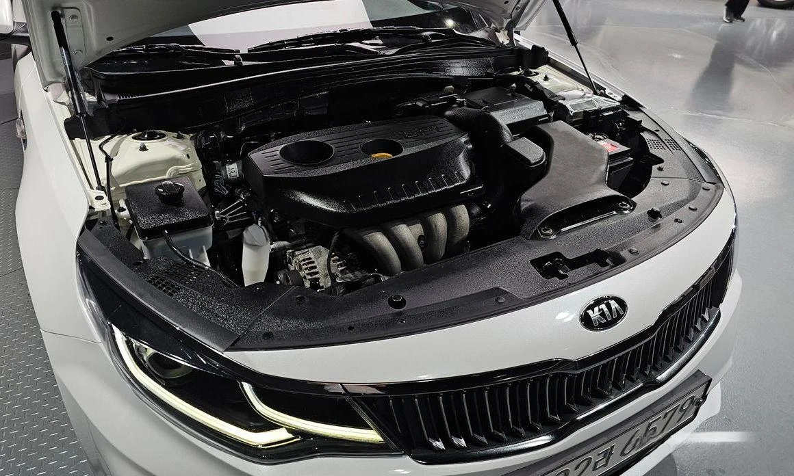 Kia K5 LPG 2.0 2WD * НАЙ-ДОБРА ЦЕНА В БЪЛГАРИЯ*  - изображение 6