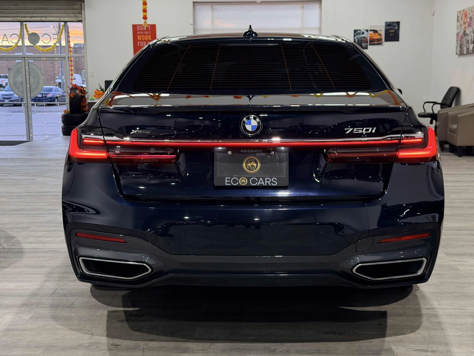 BMW 750 M-Pack (CARFAX) - изображение 2