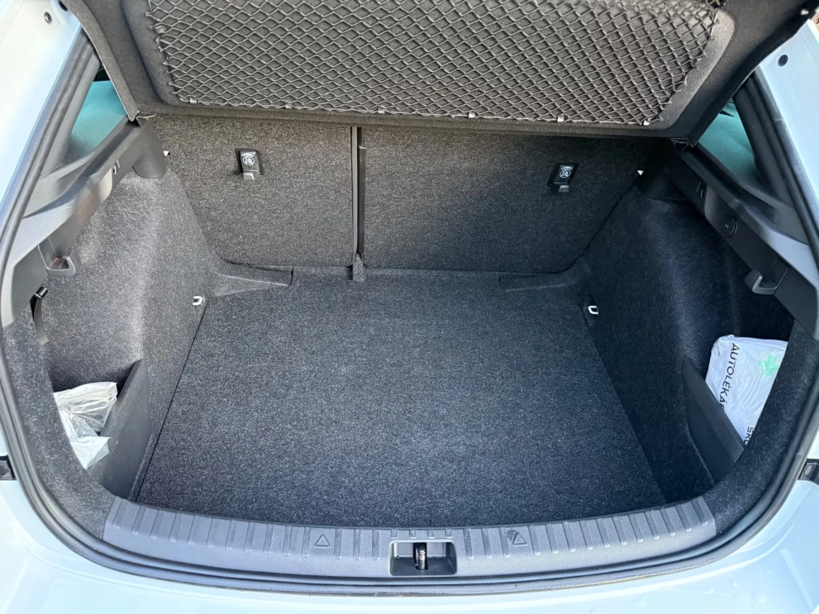 Skoda Scala 1.5DSG/150HP/MONTECARLO/CAM/MATRIX/PANO/CAM/126z, снимка 7 - Автомобили и джипове - 53779415