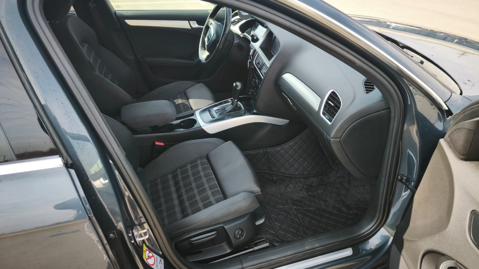 Audi A4 AVTOMATIK Android Auto/Apple Play, снимка 11 - Автомобили и джипове - 53959794