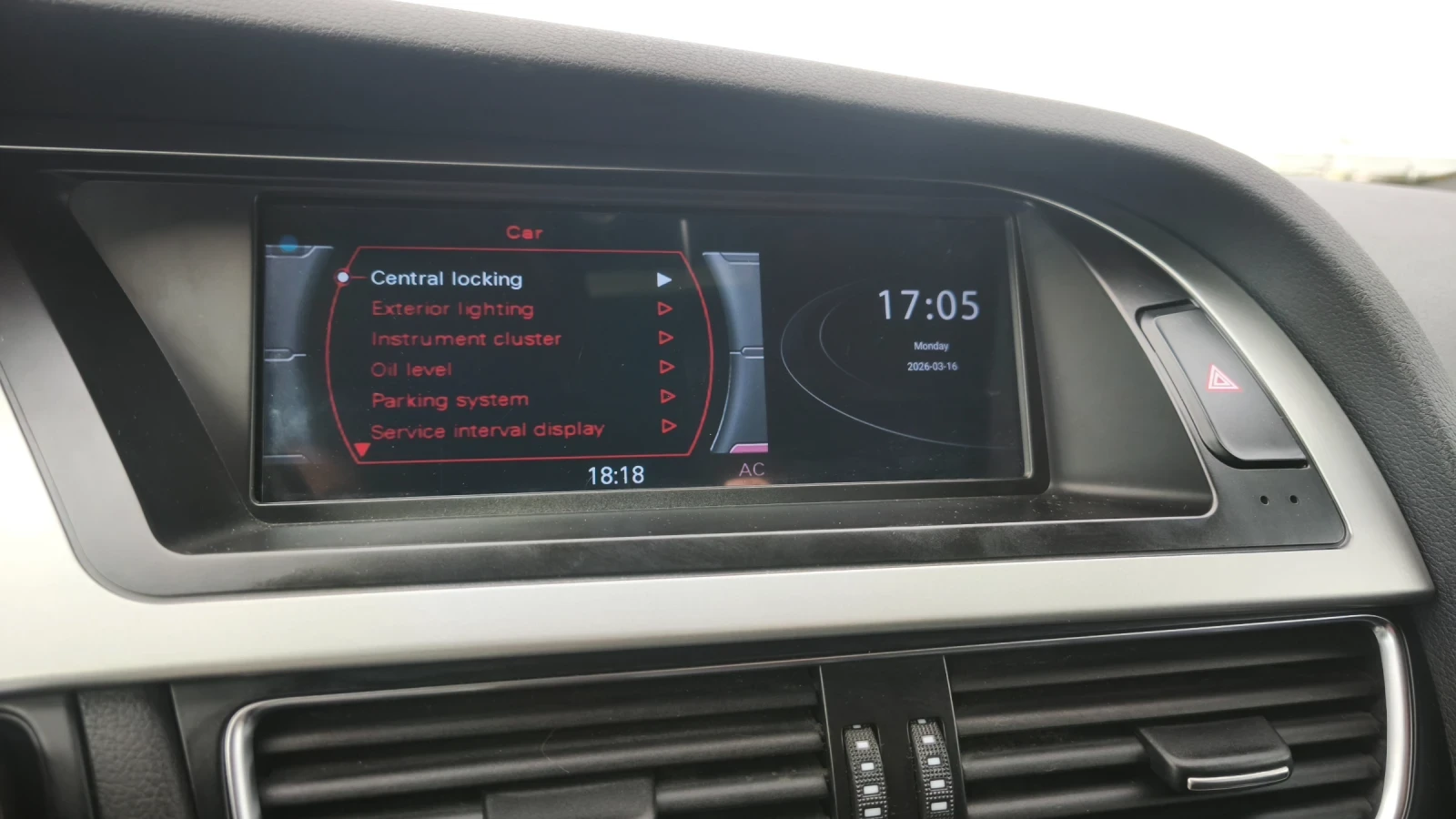 Audi A4 AVTOMATIK Android Auto/Apple Play, снимка 15 - Автомобили и джипове - 53959794