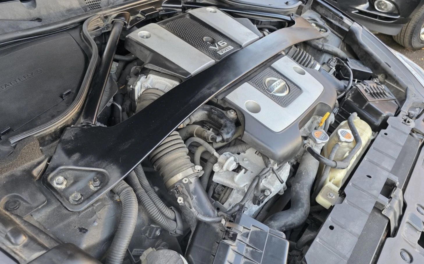 Nissan 370Z, снимка 8 - Автомобили и джипове - 54008430