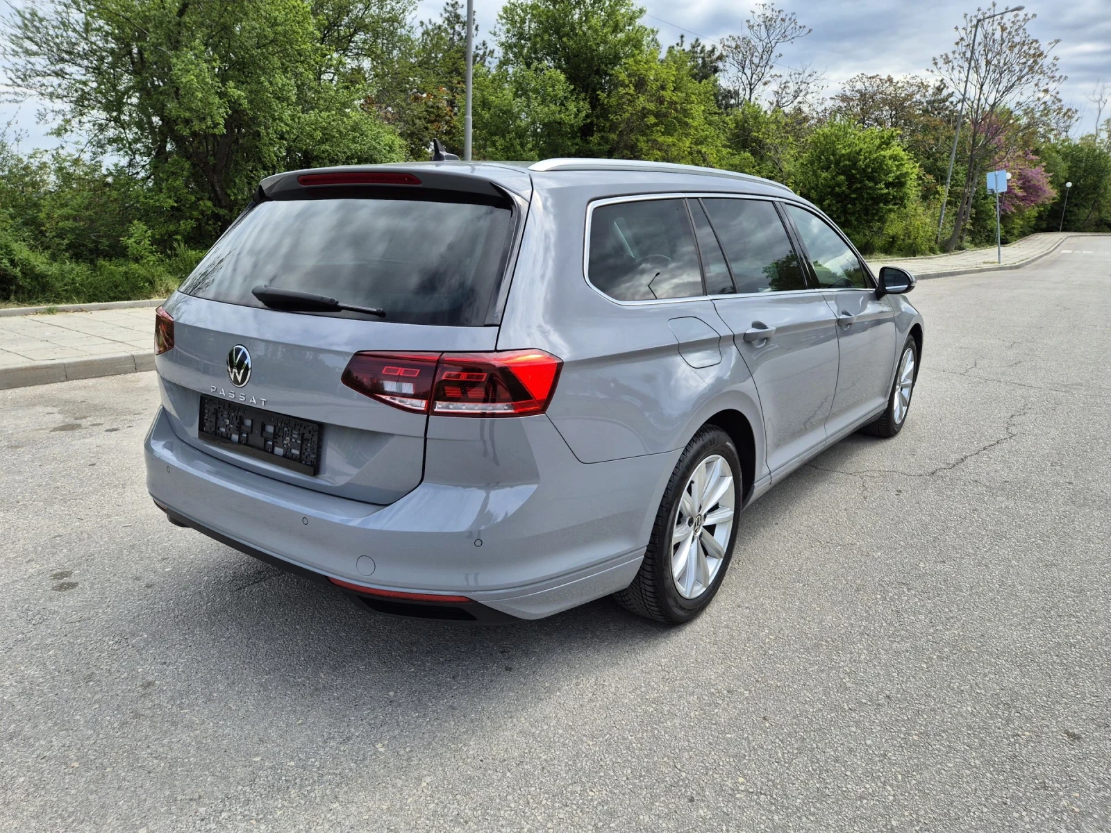 VW Passat 2.0TDI Face Digital Distr ������ Assist | Mobile.bg � ����������� 4