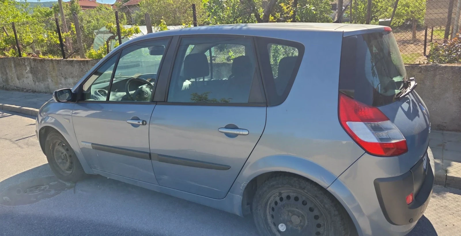 Renault Scenic, снимка 2 - Автомобили и джипове - 54555263