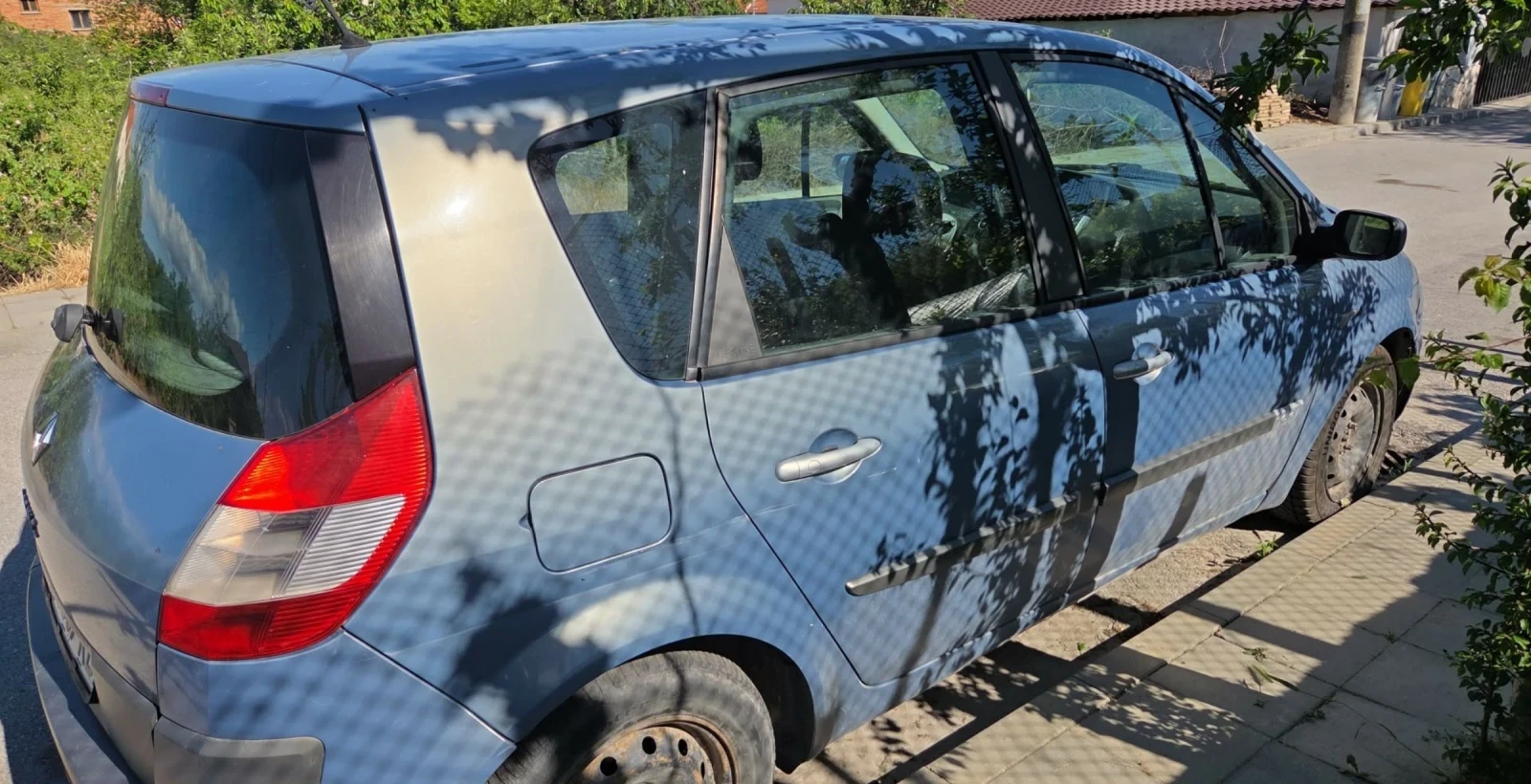 Renault Scenic, снимка 3 - Автомобили и джипове - 54555263