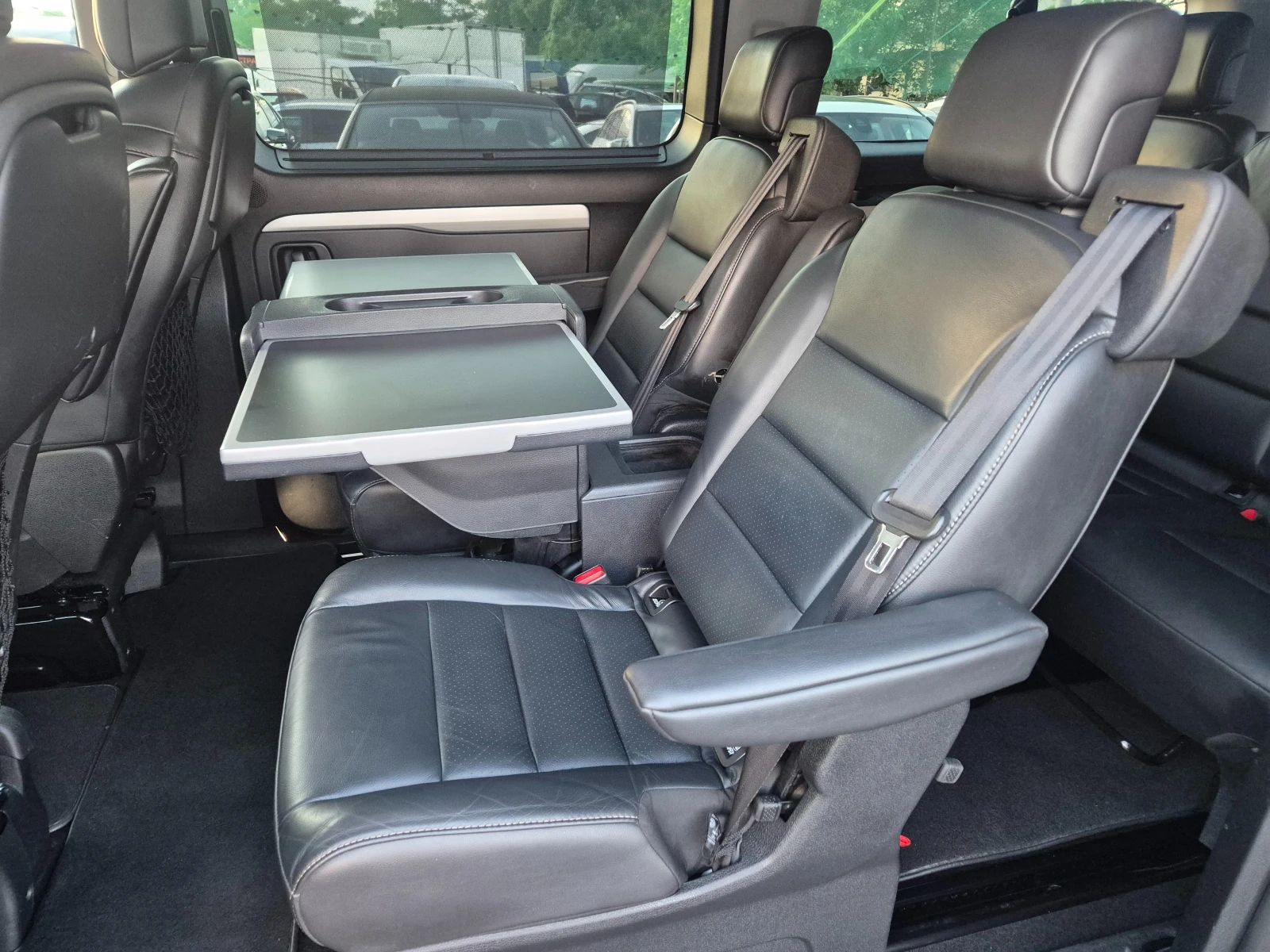 Peugeot Traveler 2.0HDI/FULL, снимка 10 - Автомобили и джипове - 54783548