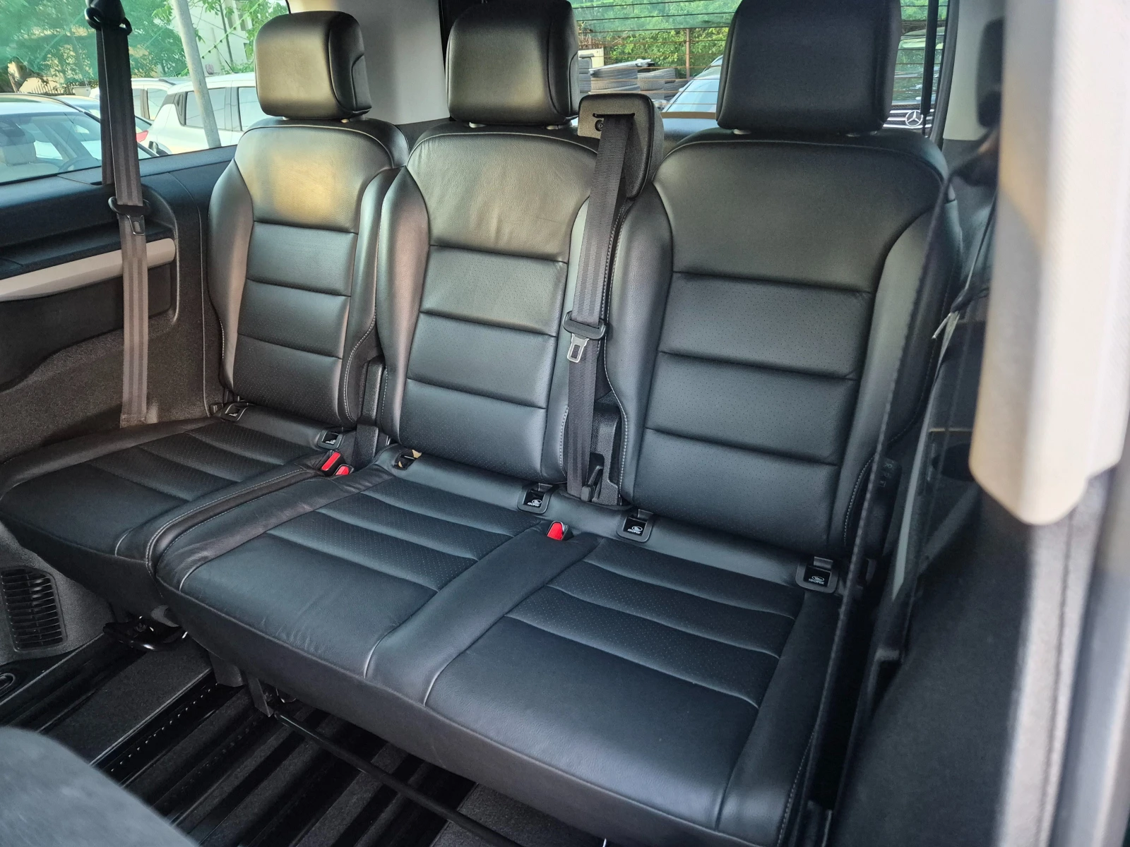Peugeot Traveler 2.0HDI/FULL, снимка 11 - Автомобили и джипове - 54783548